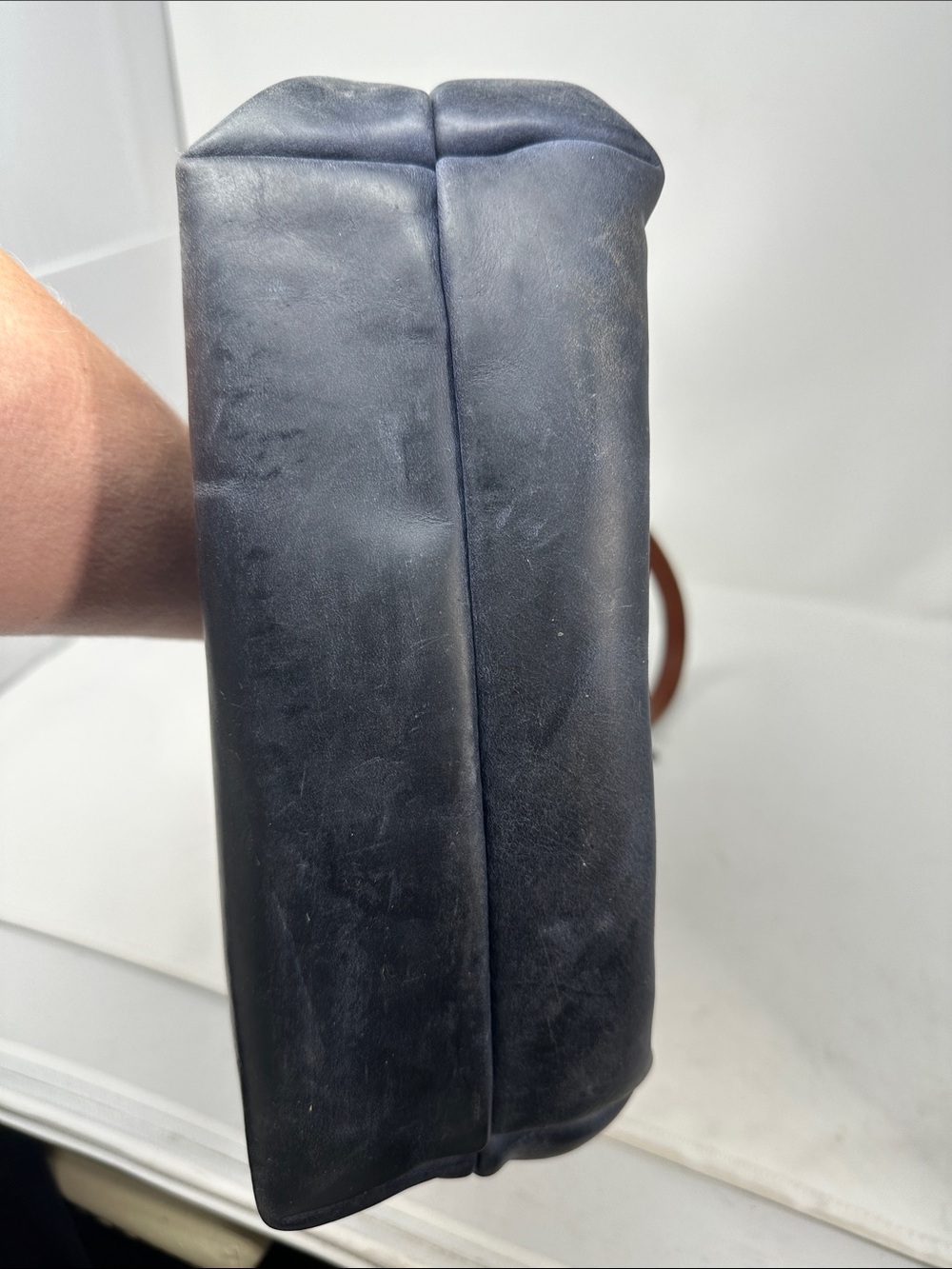 Portland Leather tote - Picture 3 of 7